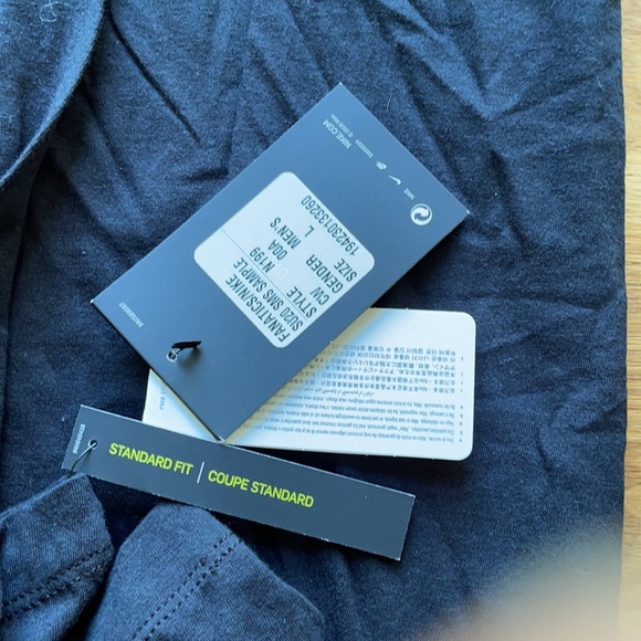 Nike Eagles Tee - Picture 5 of 5